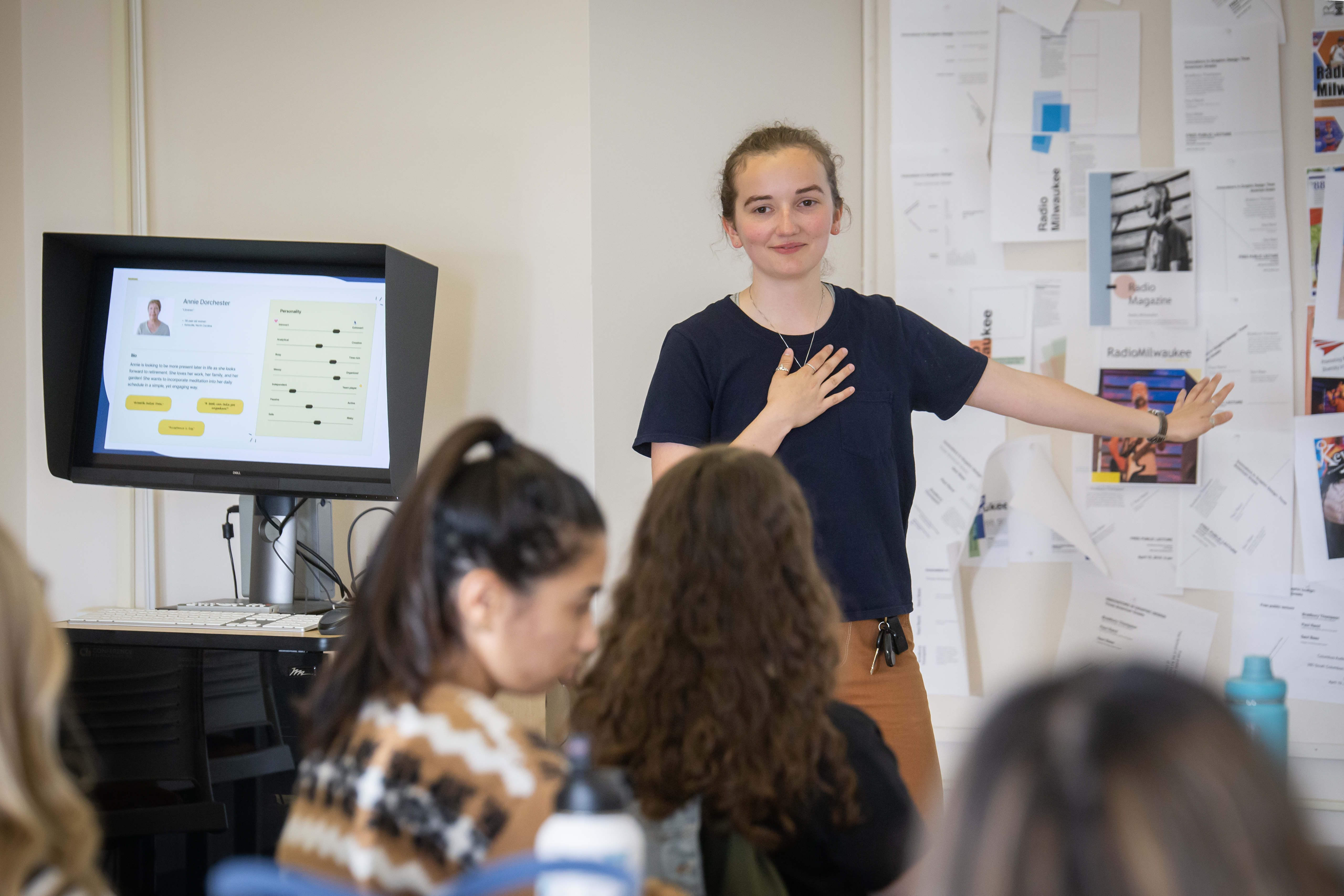 students-in-computer-lab